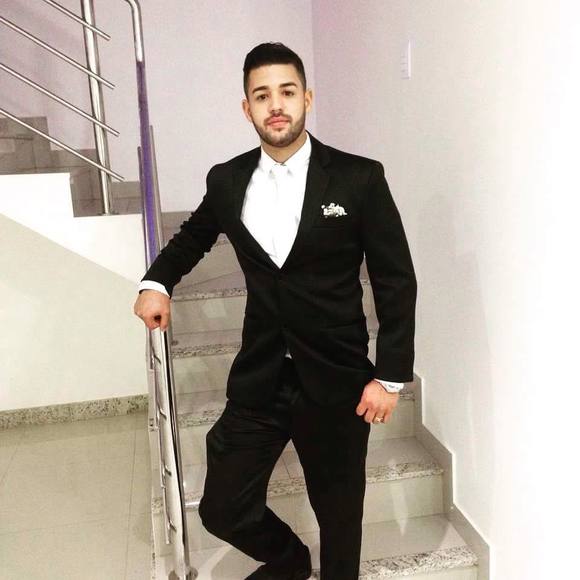 Meet your Posher, Marlon - Picture 1 of 1